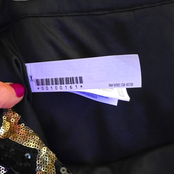 Sequined Booty Shorts! - Picture 6 of 9